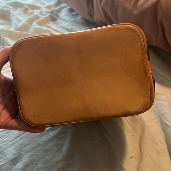 Louis Vuitton bucket bag - Picture 5 of 12